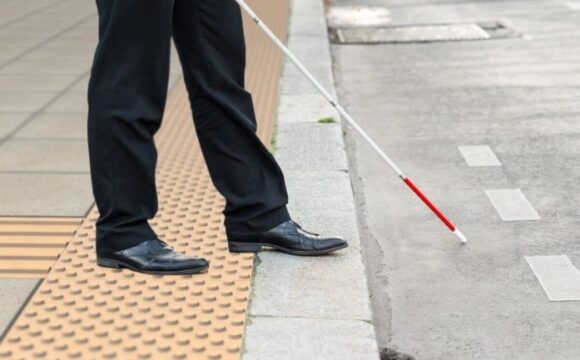 16.10.2025 — Особое внимание — незрячим. Месячник «Человек с белой тростью»